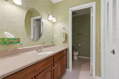 6811 Twelve Oaks Boulevard, Tampa, FL 33624 - Photo 22