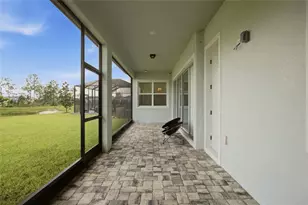 1515 Valier Pt, Zephyrhills, FL 33541 - Photo 22