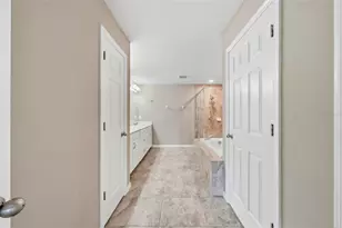 18924 Ulmus St, Lutz, FL 33558 - Photo 22