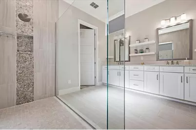 2110 E 6th Street W, Palmetto, FL 34221 - Photo 22
