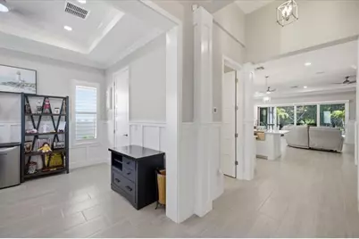 2110 E 6th Street W, Palmetto, FL 34221 - Photo 10