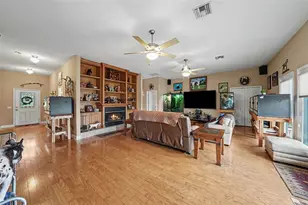36304 Tomkow Ln, Dade City, FL 33523 - Photo 12