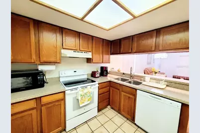 20 Woodlake Place #20, Oldsmar, FL 34677 - Photo 6