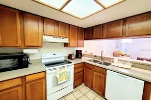 20 Woodlake Pl, Oldsmar, FL 34677 - Photo 6