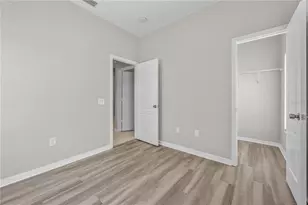 12948 Kings Crossing Dr, Gibsonton, FL 33534 - Photo 18