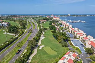 5642 Puerta Del Sol Blvd S, Saint Petersburg, FL 33715 - Photo 14