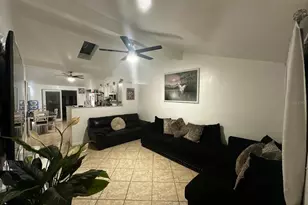 16004 Saddle Creek Dr, Tampa, FL 33618 - Photo 8