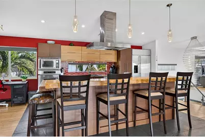 113 7th Street E, Saint Petersburg, FL 33715 - Photo 14