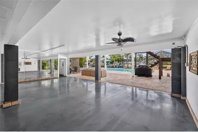 113 7th Street E, Saint Petersburg, FL 33715 - Photo 54