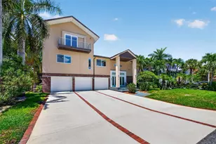 113 7th St E, Saint Petersburg, FL 33715 - Photo 6