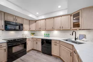 17920 Gulf Blvd, Redington Shores, FL 33708 - Photo 4