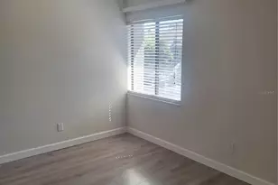 2377 Lake Heather Heights Ct, Dunedin, FL 34698 - Photo 10