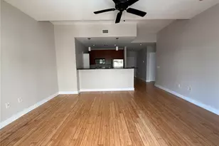 1010 Central Ave, Saint Petersburg, FL 33705 - Photo 2