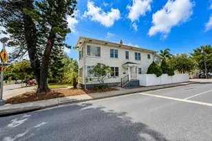 400 20th St N, Saint Petersburg, FL 33713 - Photo 1