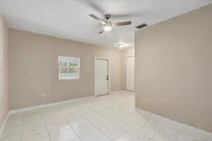 2901 Dr Martin Luther King Jr Street S, Saint Petersburg, FL 33705 - Photo 38