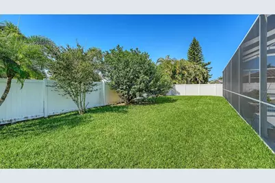 5101 Sunnydale Circle N, Sarasota, FL 34233 - Photo 44