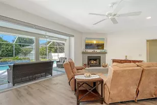 5101 Sunnydale Cir N, Sarasota, FL 34233 - Photo 10
