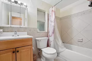 526 12th Ave S, Saint Petersburg, FL 33701 - Photo 10