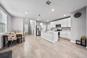 3361 Fresno Pl, Zephyrhills, FL 33541 - Photo 14