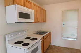 1402 Maluhia Dr, Tampa, FL 33612 - Photo 22