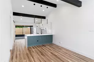 8602 Briar Grove Cir, Tampa, FL 33615 - Photo 6