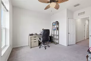 1934 Lake Ridge Blvd, Clearwater, FL 33763 - Photo 32