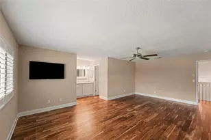 1683 Watermark Cir NE, Saint Petersburg, FL 33702 - Photo 16