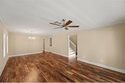 1683 Watermark Circle NE, Saint Petersburg, FL 33702 - Photo 8