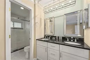 1683 Watermark Cir NE, Saint Petersburg, FL 33702 - Photo 22