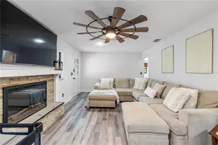 2118 E Keysville Rd, Lithia, FL 33547 - Photo 6