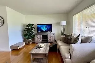4052 14th Way NE, Saint Petersburg, FL 33703 - Photo 4