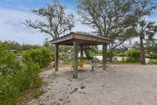 5731 28th Ave S, Gulfport, FL 33707 - Photo 32