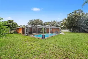 2675 Red Oak Ct, Clearwater, FL 33761 - Photo 24