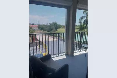 6104 Palma Del Mar Boulevard S #304, Saint Petersburg, FL 33715 - Photo 2