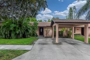 7254 55th Ave N, Saint Petersburg, FL 33709 - Photo 1