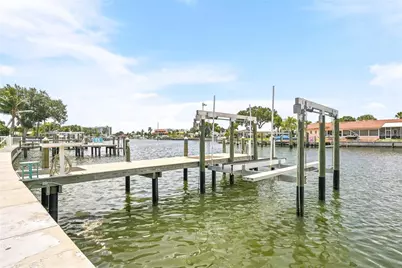 3896 42nd Avenue S, Saint Petersburg, FL 33711 - Photo 40