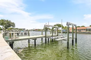 3896 42nd Ave S, Saint Petersburg, FL 33711 - Photo 40