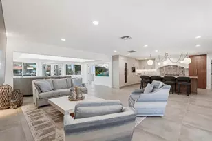3896 42nd Ave S, Saint Petersburg, FL 33711 - Photo 12