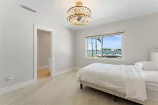 11050 7th St E, Treasure Island, FL 33706 - Photo 42
