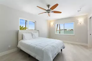 11050 7th St E, Treasure Island, FL 33706 - Photo 52