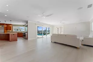 11050 7th St E, Treasure Island, FL 33706 - Photo 34