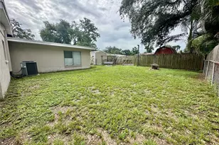 7507 Coral Vine Ln, Tampa, FL 33619 - Photo 28