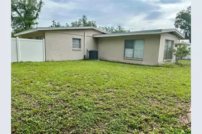 7507 Coral Vine Lane, Tampa, FL 33619 - Photo 4