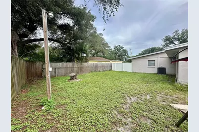 7507 Coral Vine Lane, Tampa, FL 33619 - Photo 26