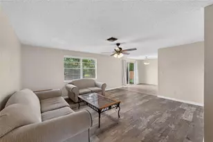 3414 King George Ln, Seffner, FL 33584 - Photo 30