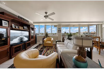 223 Island Way #2E, Clearwater Beach, FL 33767 - Photo 4