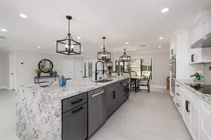 825 116th Ave, Treasure Island, FL 33706 - Photo 10