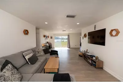2131 Hainlin Court, Deltona, FL 32738 - Photo 4