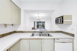 6001 Bahia Del Mar Cir, Saint Petersburg, FL 33715 - Photo 20