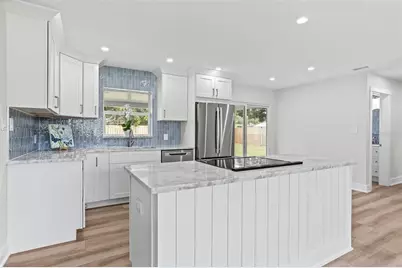 3332 70th Lane N, Saint Petersburg, FL 33710 - Photo 2